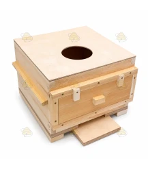Warré Abdeckplatte Holz mit Futterloch 34 cm x 34 cm 